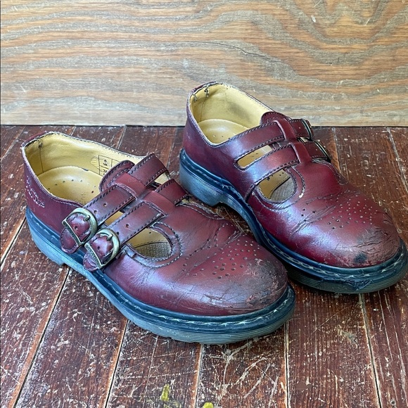Dr. Martens Mary Jane’s in Oxblood - Picture 1 of 7
